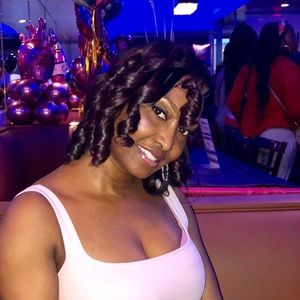 Meet your Posher, Latanya